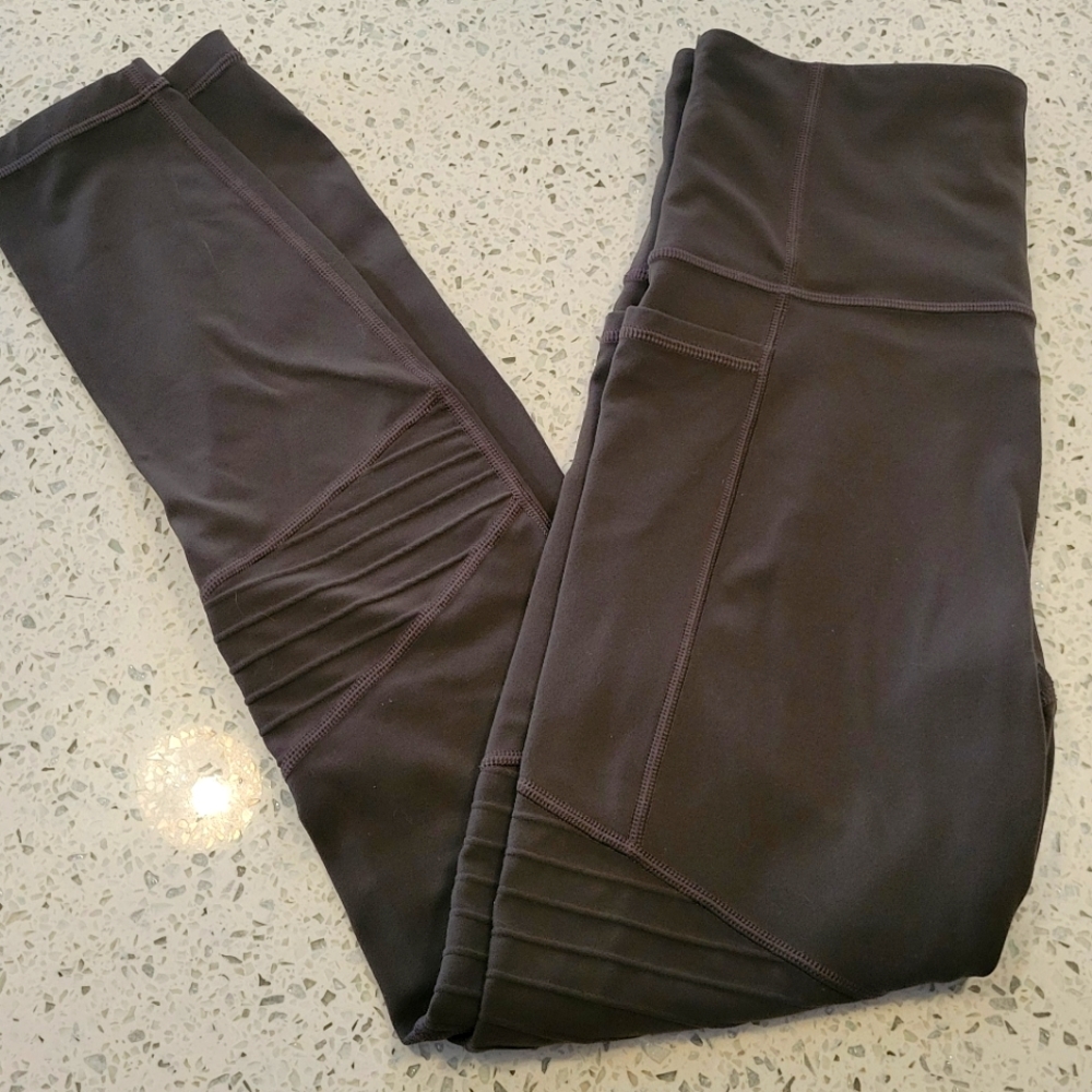 Athleta leggings